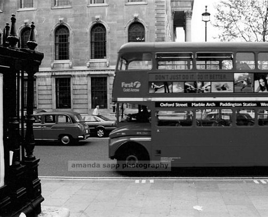 LONDON ヴィンテージ BUS STOP London ／ブラック トップス LONDON ヴィンテージ BUS STOP London ／ブラック トップス