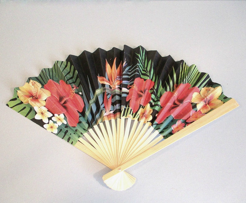 Hawaiian Luau Party Favors Sets of 3612 Summer Garden Party Decoration Tropical Flowers and Flamingo Folding Paper /& Wood Hand Fans