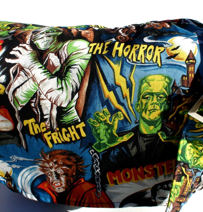 Hollywood Monsters Messanger Bag image 2