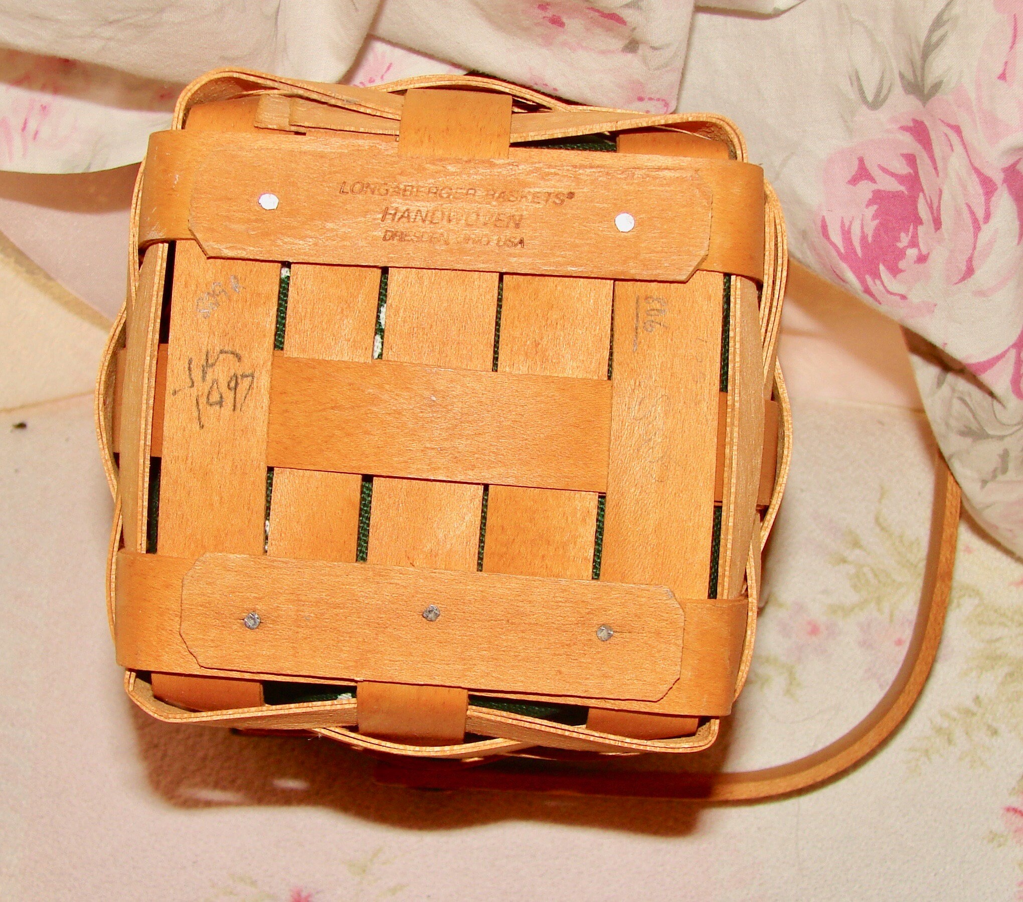 RARE 1997 Longaberger Bee RARE 1997 Longaberger Bee