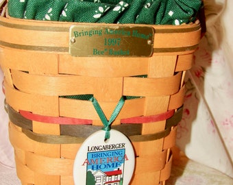 1997 Longaberger Handwoven Single handle Basket vintage 11