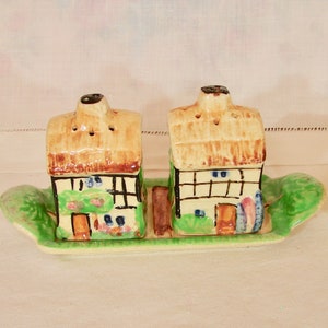 Vintage Thatched English Cottages Salt & Pepper Shakers with Plate, Cottageware