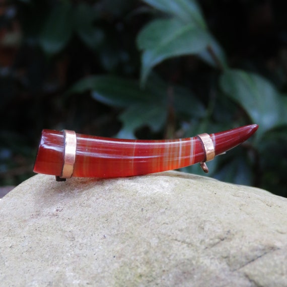 Antique Scottish Banded Agate Horn Brooch