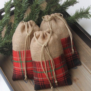 Burlap Gift bags, Set of Three, Plaid Christmas, Treat Bags, Gift Wrapping, Drawstring, Baked Goods, Farmhouse, Packaging, Party Supplies