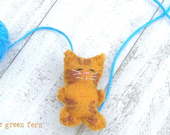 Tiny stuffed orange tabby cat, miniature ginger felt kitten plushie, for cat lover, dollhouse, pocket pet