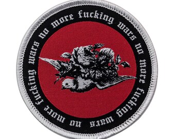 Badge Frieden Peace Pace Punk Pin Antifa NO WAR Antifa FUCK THE ARMY Button 