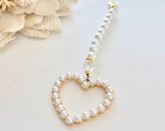 Pearl Heart Dress Zipper Pull (Wedding Jewelry, Valentines Gift, Unique Gift, Jewelry with Heart, White Pearls, Zipper Pulls, Dress Jewelry)