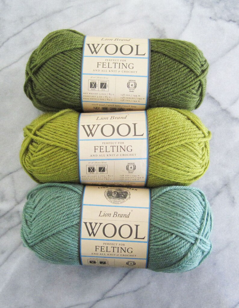 lion brand aran yarn