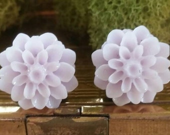 Pale Purple Flower Plugs, Pale Purple Wedding Plugs, Light Purple Mum Plugs, Light Purple Prom Plugs, Purple Bridal Plugs