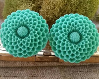 Aqua Flower Plugs, Wedding Gauges, Large Plugs, Aqua, Mums, Chrysanthemums