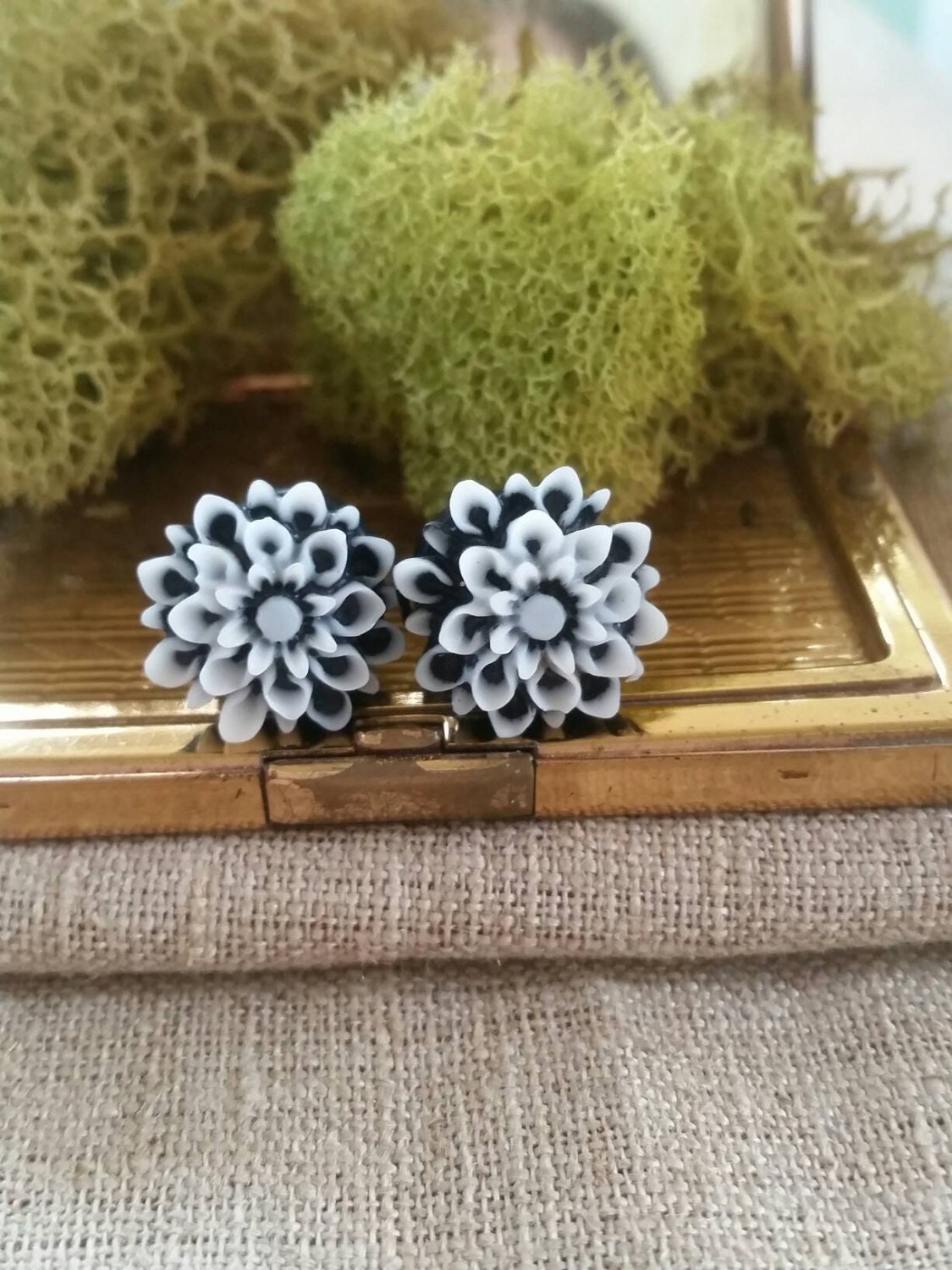 Prom Plugs Flower Plugs Mums Pretty Blossoms in Black Etsy