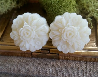 Large Bridal Plugs, Prom Plugs, Large Flower Plugs, White Flowers