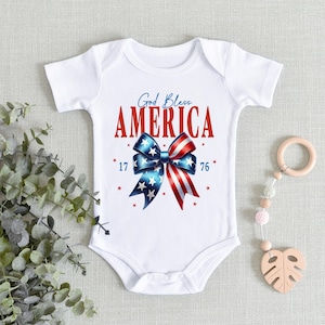 Body God Bless America, presente patriótico para chá de bebê, camiseta infantil de 4 de julho, camiseta infantil dos EUA, macacão com bandeira americana, traje para o Dia da Independência