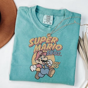 Comfort Colors® Retro Super Mario Bros '85 Shirt, Super Mario Sweatshirt, Retro Mario Videospielbekleidung, Das Super Mario Bros Shirt