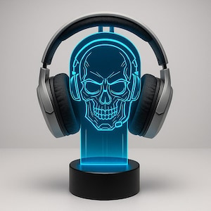 Neon Skull Gamer Headphone Stand – Custom LED Headset Holder with Gamertag – RGB Gaming Desk Decor – Personalized Gamer Gift