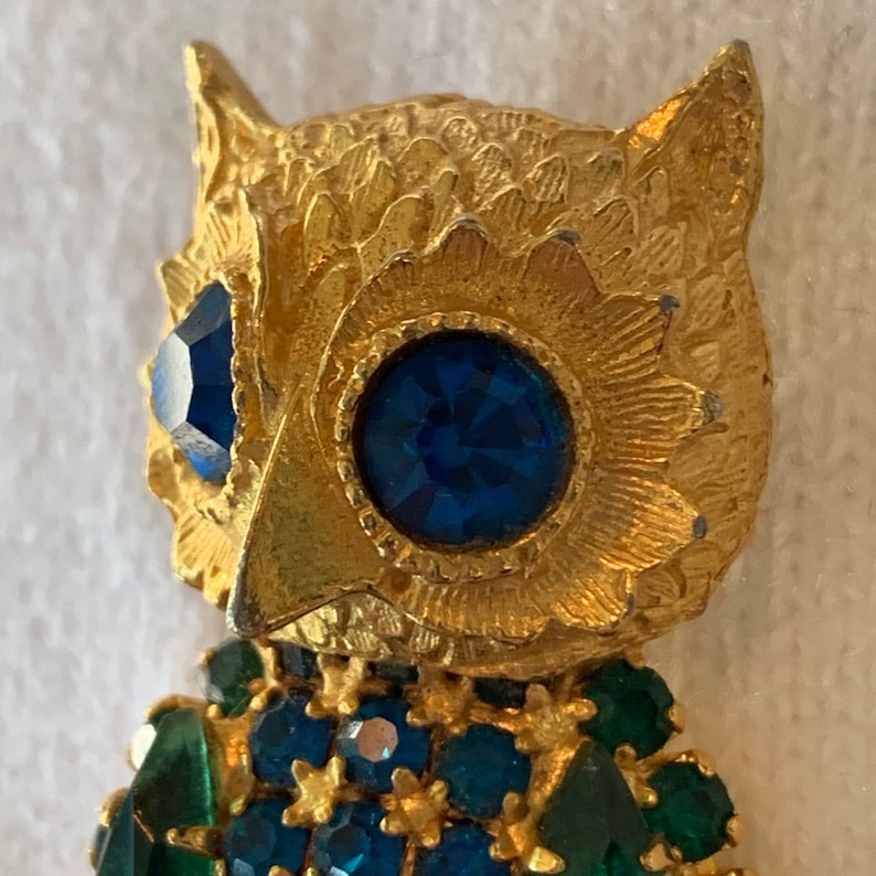 Stunning Vintage Wise Owl Brooch with colorful tiny prong set Czech Rhinestone set in Gold tone