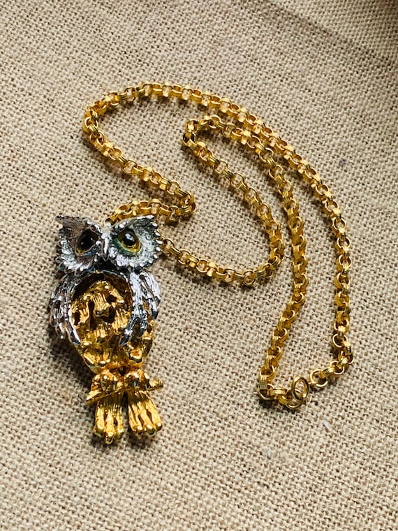 Grumpy Chunky Owl Pendant Polished Yellow Gold ton