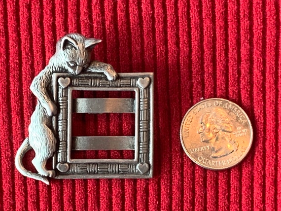 JJ Jonette Pewter Kitty Cat Frame brooch 1980's - image 2