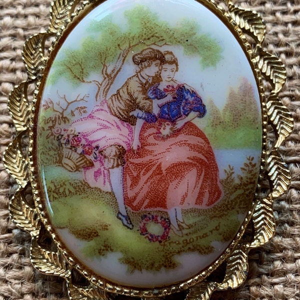 Victorian Revival Ornate Romantic Courting Couple Brooch Pin or Pendant stamped Fragonard