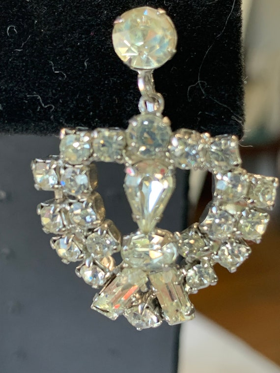 Vintage Beautiful Prong Set Rhinestone Chandelier… - image 4