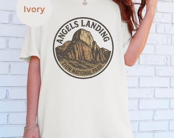Zion National Park Shirt Women, Angels Landing Tee, Vintage Hiking Shirt, Outdoorsy Girl Shirt, Nature Aesthetic Tee, National Park Tee