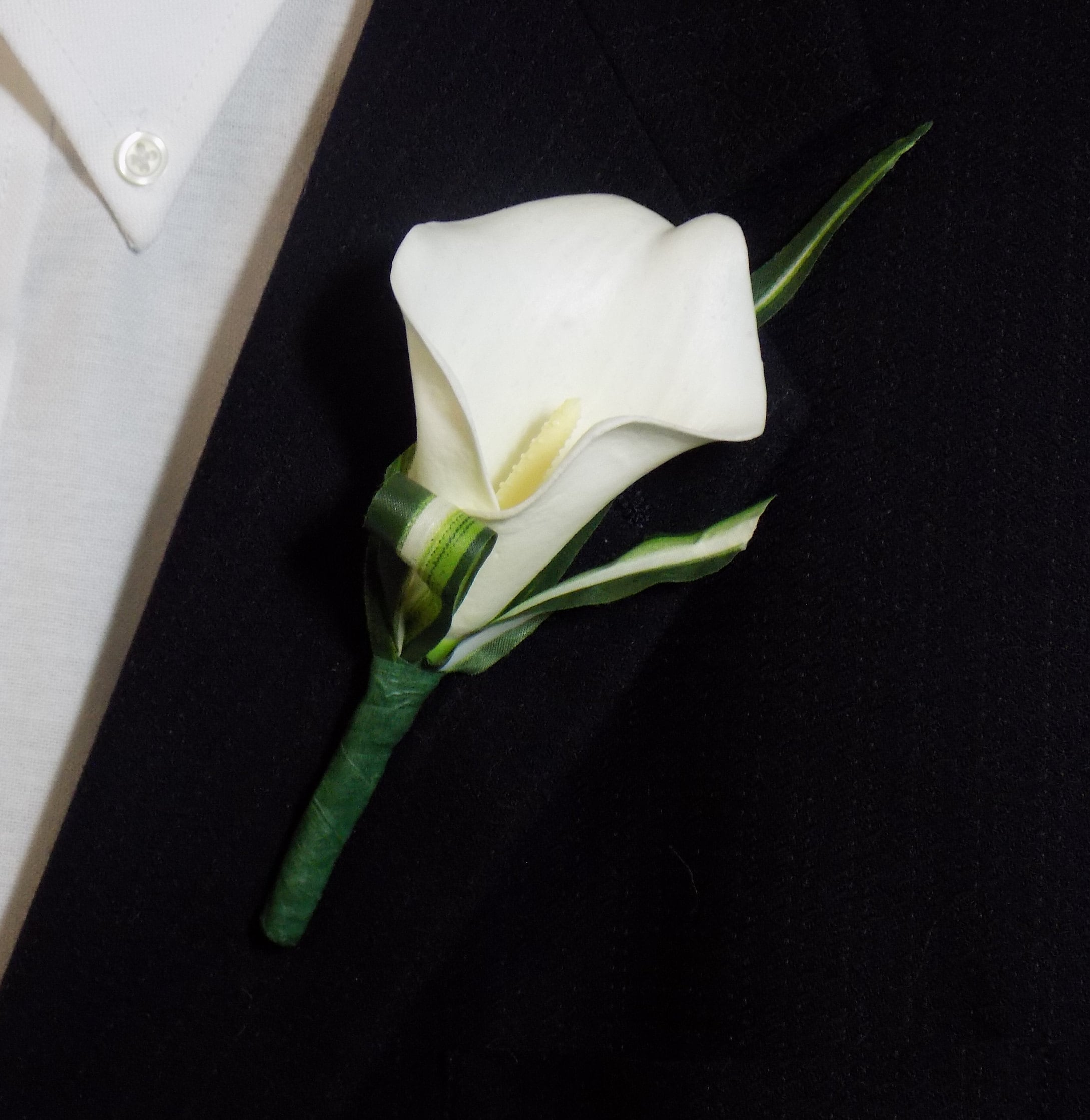 Boutonniere Artificial Real Touch White Mini Calla Lily Etsy