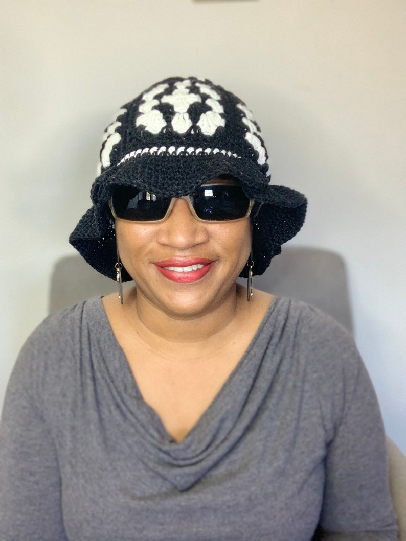 crochet bucket hat PATTERN, crochet granny square bucket hat pattern tutorial image 6