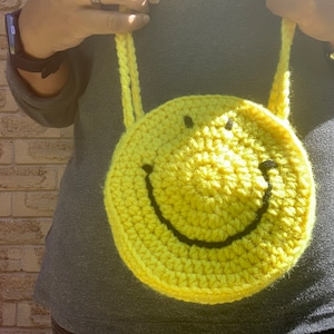 Crochet Smiley Face Bag PATTERN: Yellow & Pink, Unisex (PDF Digital Download)