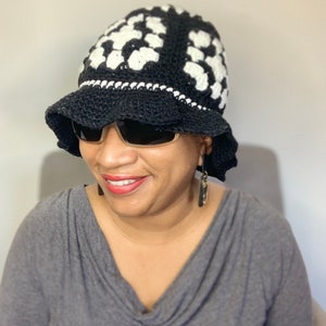 crochet bucket hat PATTERN, crochet granny square bucket hat pattern tutorial image 4