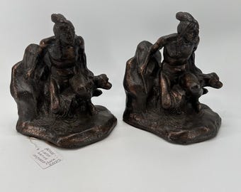Sujetalibros de bronce vintage con forma de perro explorador indígena americano, obra de C. Vieth.