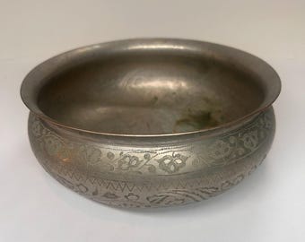Hand Chased Copper and Zinc Bowl Antique 8” x3” H