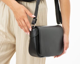 Bolso bandolera de piel auténtica - Bolso minimalista con solapa