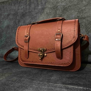Women&#39;s Tan Brown Handbag – Vintage-Inspired Faux Leather Shoulder Bag with Top Handle