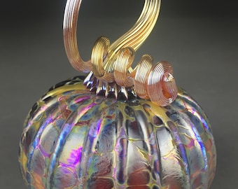 Calabaza de vidrio soplado a mano en amarillo, verde, púrpura, rosa, rojo, y azul metálico, púrpura, plata, oro