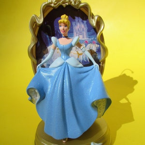 Cinderella, Hallmark, Disney, Enchanted Memories Collection, First Figure, Vintage, 1997, 3.5 x 5&quot;, Never Used