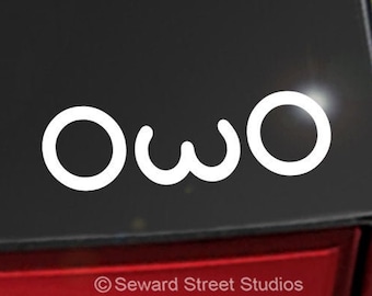 OwO VR Headset Decal, Emoticon Meme Laptop Sticker, Furry Fandom Video Game Transfer / 1.50"h x 5"w - #1303