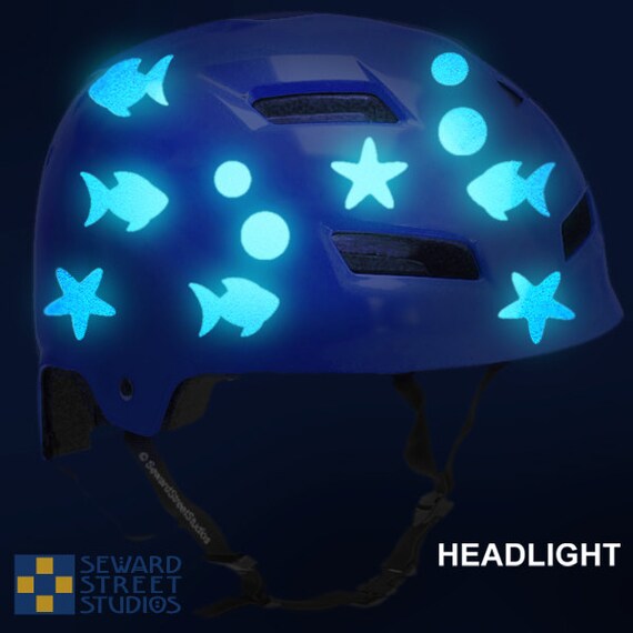2 x REFLECTIVE CUSTOME PERSONALISED MOTORCYCLE HELMET NAME STICKERS BEST GIFTS=5