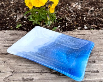 Blue and White Swirled Fused Glass Soap Dish - Jewelry Dish - Kitchen Dish - Handmade Artisan Glass - Bathroom Decor - Kitchen Decor