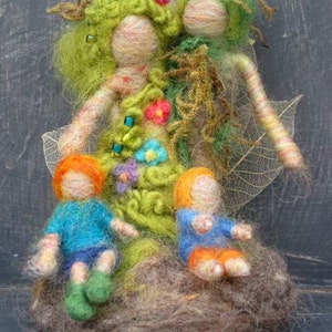 Needle Felted Family Tree, Parents and Children, Mother, Father, Felted Family, Design by Borbala Arvai, Beautiful OOAK gift for Families