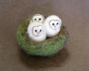 Owls in a nest, needle felted owl, Three Bird Nest, baby owls, miniatures, Barn Owl, Felted toy, needle felted animal, made to order