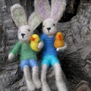 Needle Felted Animal, Bunny Boy and chicken, Spring, Easter, Waldorf Nature Table, Felted Toy (one boy with one chick) MADE to order