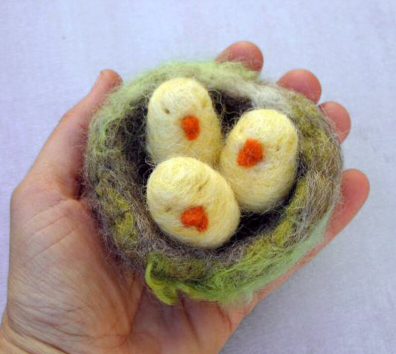 Needle felted animal, Three Bird Nest, little chicks, Spring decor, Waldorf Nature table, Felted toy, Original design by Borbala Arvai image 2