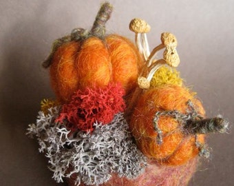 Needle Felted Pumpkin, Halloween Decoration, Fall Nature Table, Thanksgiving, Pumpkin Decoration, with moss and mushrooms