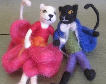 Needle Felted Animal, Cat Couple, 2 Cats, Waldorf toy, white cat, black cat, play set, felted toy, decoration, MADE to order