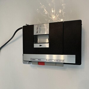 VINTAGE *New in Box* Soundlite TCT-2800 Mini Kassettenbandgerät Movie | Stütze