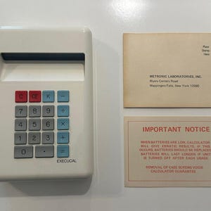 VINTAGE *New in Box* Metronic Labs USA Execucal Calculator Movie Prop