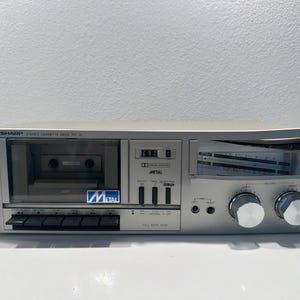 VINTAGE Sharp 80er Jahre RT-10 Stereo Kassettendeck Tonbandgerät Funktioniert/Smashed