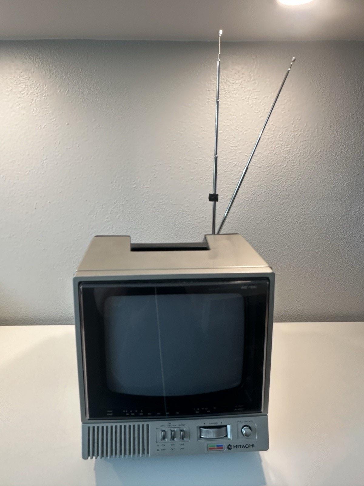 90's y2kデザイン HITACHI スケルトン TV ヴィンテージ 90's y2kデザイン HITACHI スケルトン TV ヴィンテージ - メルカリ