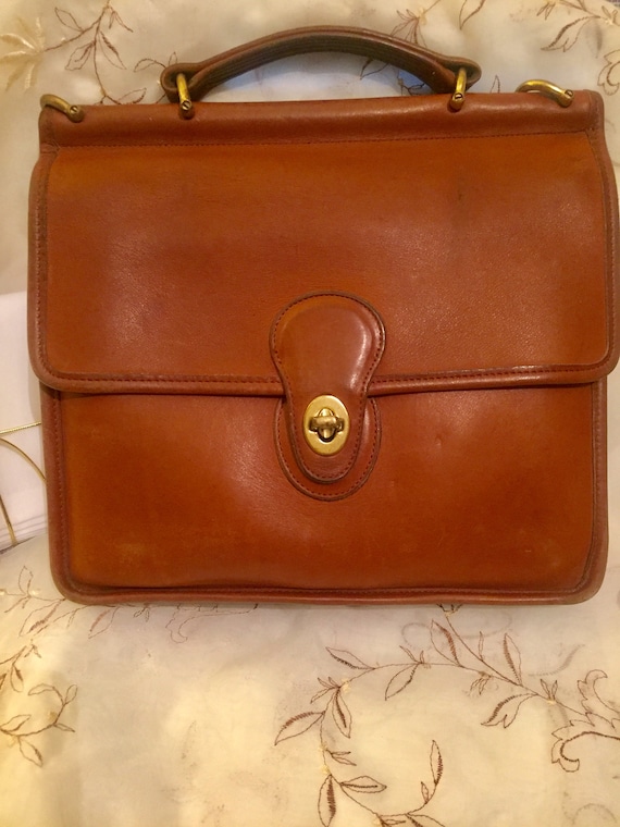 Vintage British Tan Coach Willis Shoulder Bag - image 1