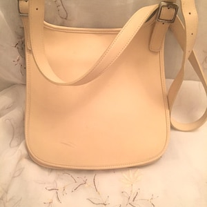 Vintage Coach Beige Leather Slim Legacy Hippie Flap Saddle Shoulder Bag